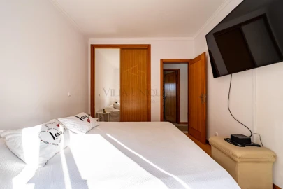 Apartamento T3 para Venda em Santa Maria da Feira, Travanca, Sanfins e Espargo