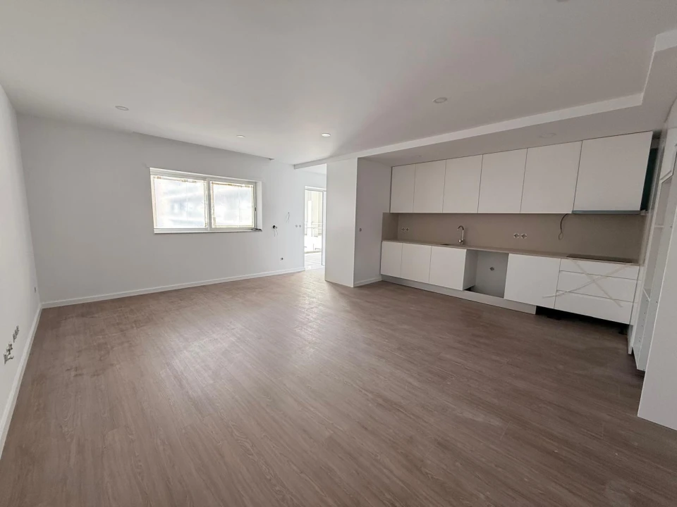 Apartamento T2 para Venda em Braga (Maximinos, Sé e Cividade) Foto 1