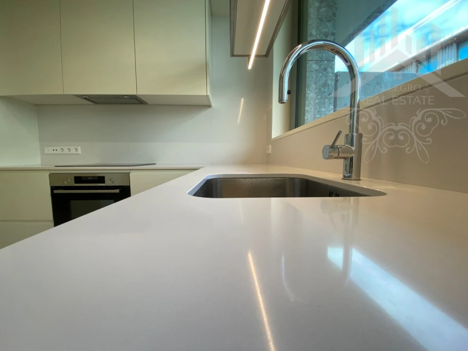 Apartamento T2 para Venda em Aldoar, Foz do Douro e Nevogilde Foto 16