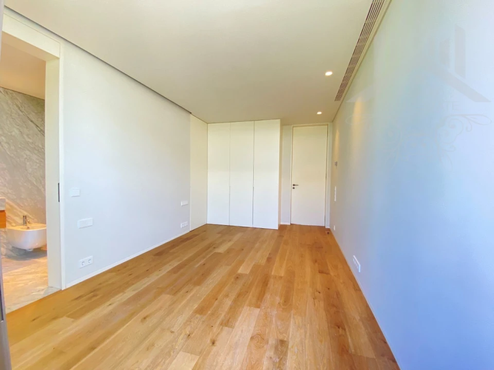Apartamento T2 para Venda em Aldoar, Foz do Douro e Nevogilde Foto 26