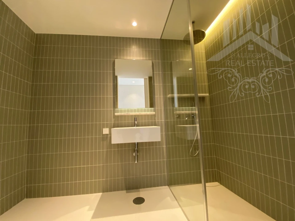 Apartamento T2 para Venda em Aldoar, Foz do Douro e Nevogilde Foto 41