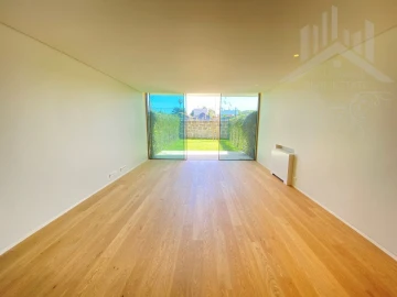 Apartamento T2 para Venda em Aldoar, Foz do Douro e Nevogilde