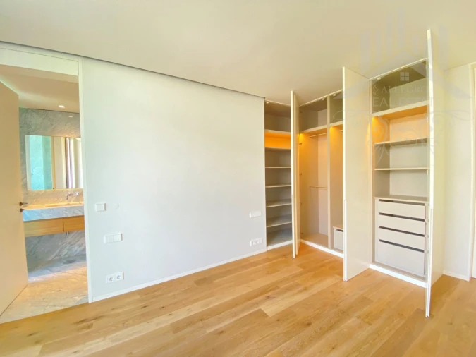 Apartamento T2 para Venda em Aldoar, Foz do Douro e Nevogilde Foto 31