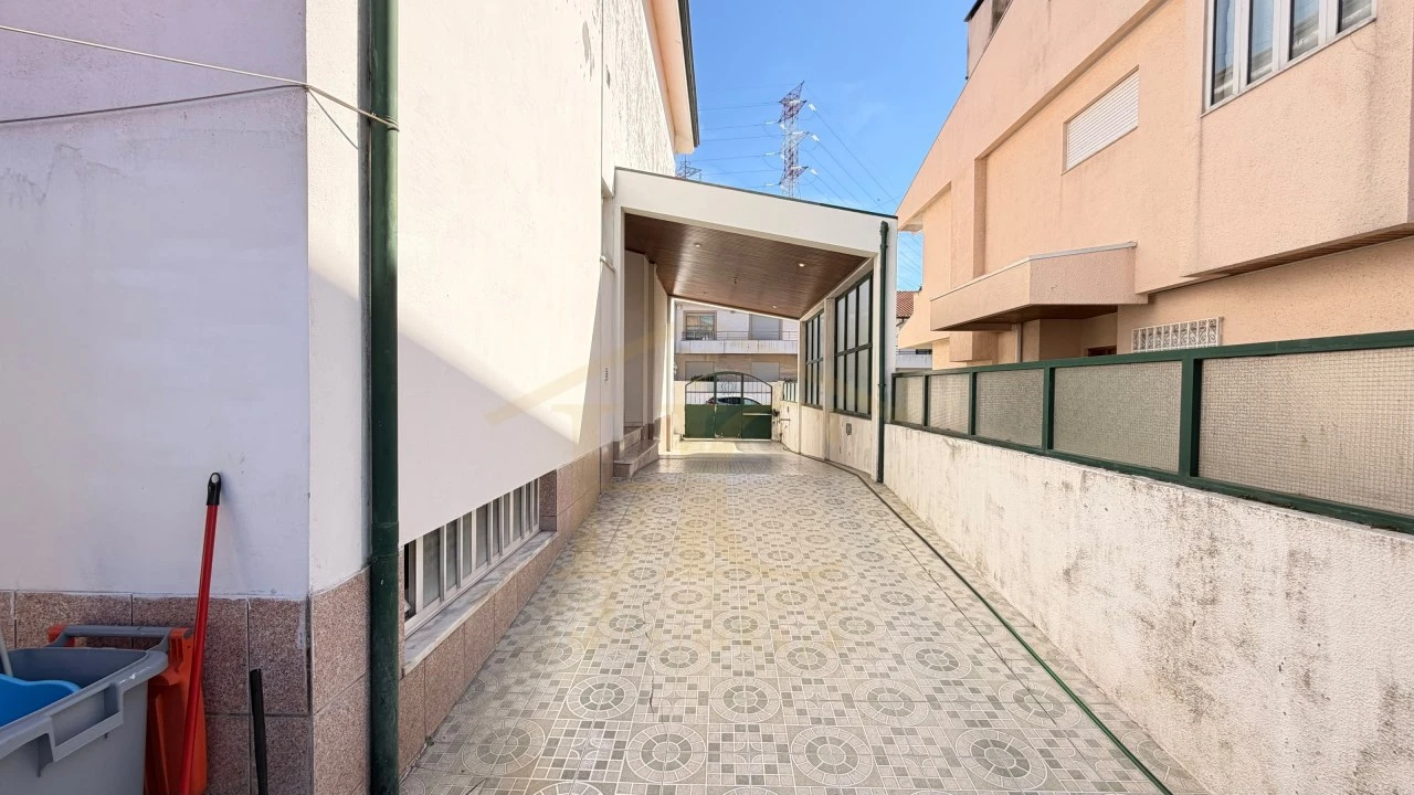 Moradia T5 para Venda em Custóias, Leça do Balio e Guifões Foto 45