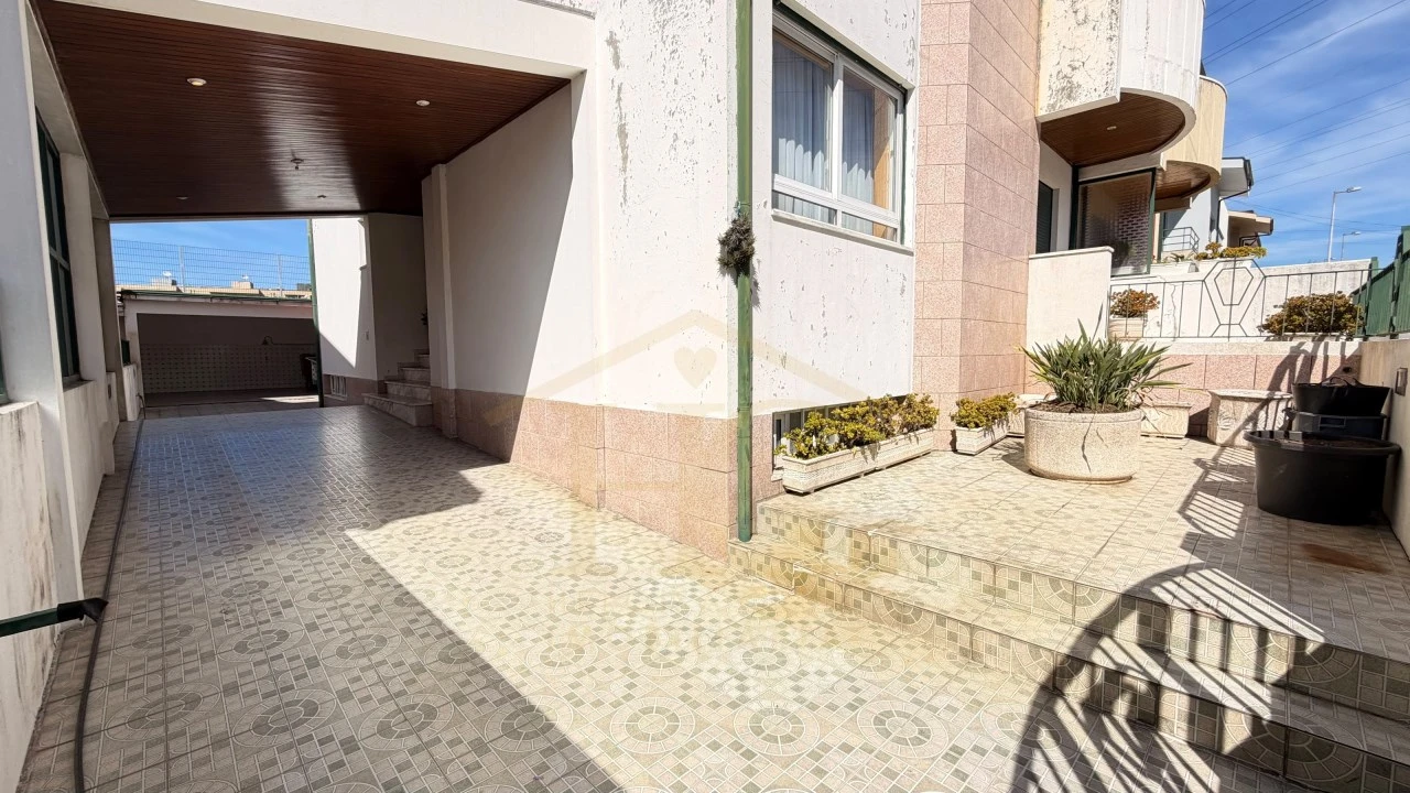 Moradia T5 para Venda em Custóias, Leça do Balio e Guifões Foto 49