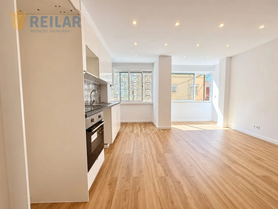 Apartamento T2 para Venda em Encosta do Sol Foto 7