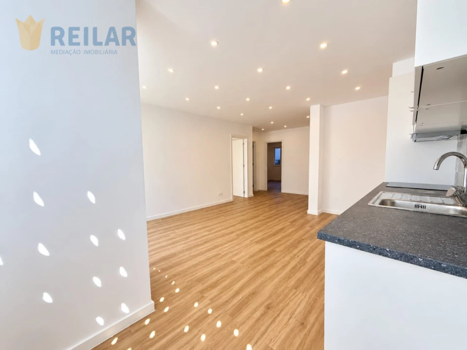 Apartamento T2 para Venda em Encosta do Sol Foto 17