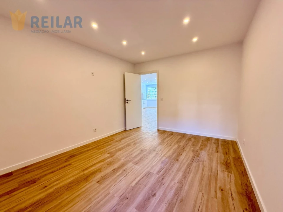 Apartamento T2 para Venda em Encosta do Sol Foto 23