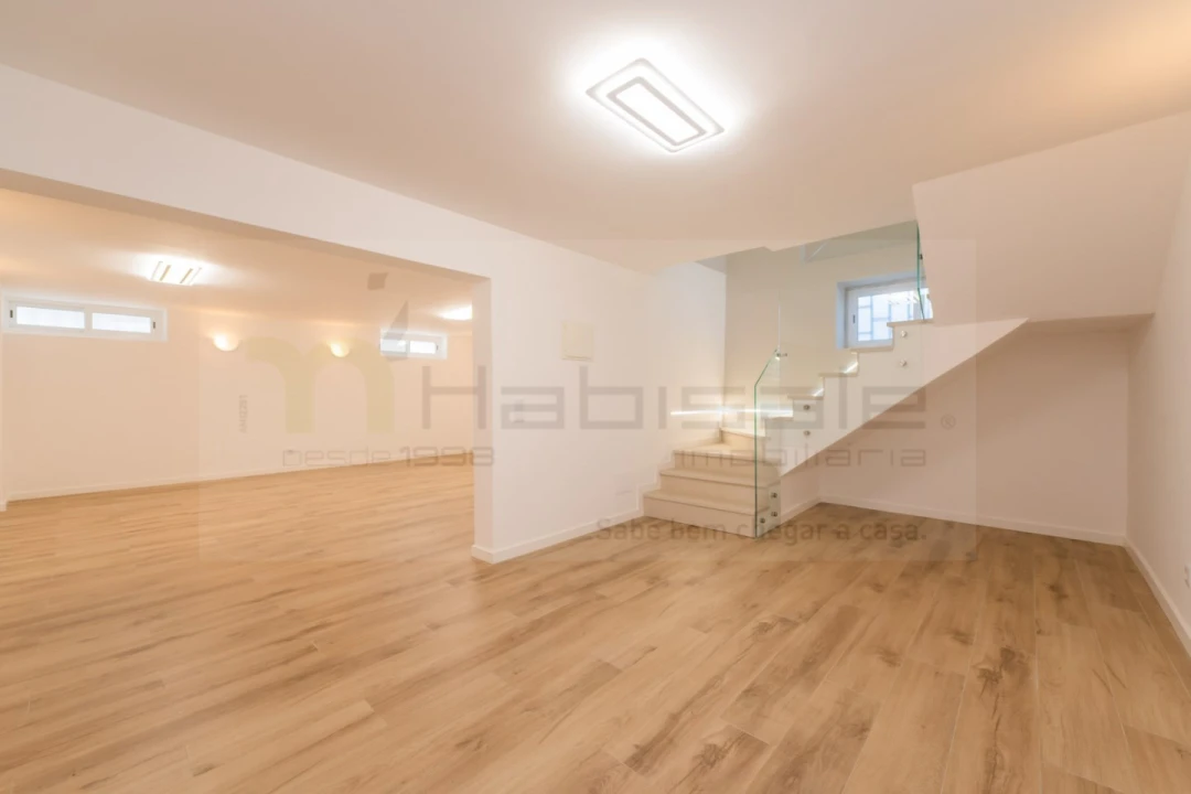 Apartamento T3 para Venda em Carcavelos e Parede Foto 33