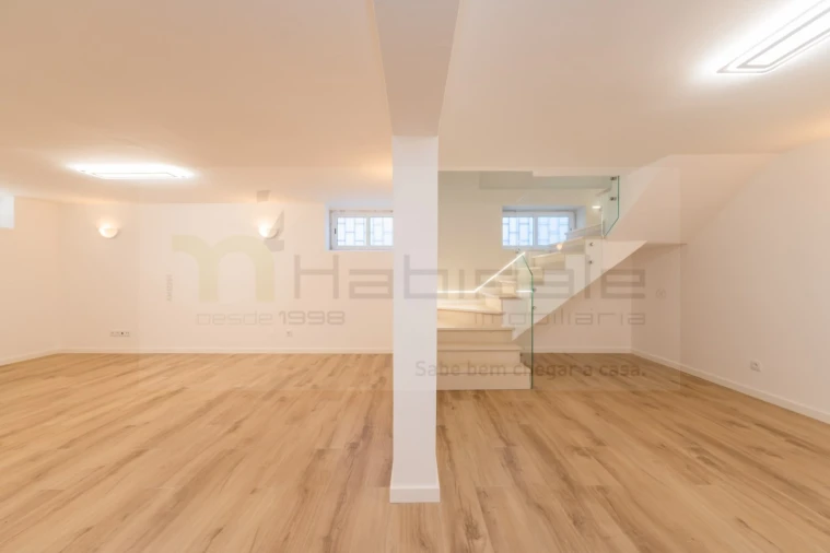 Apartamento T3 para Venda em Carcavelos e Parede Foto 34