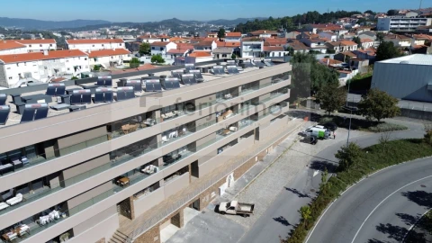 Apartamento T3 para Venda em Urgezes