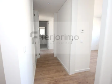 Apartamento T3 para Venda em Urgezes