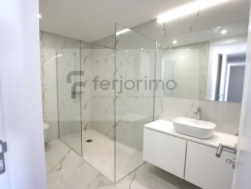 Apartamento T3 para Venda em Urgezes