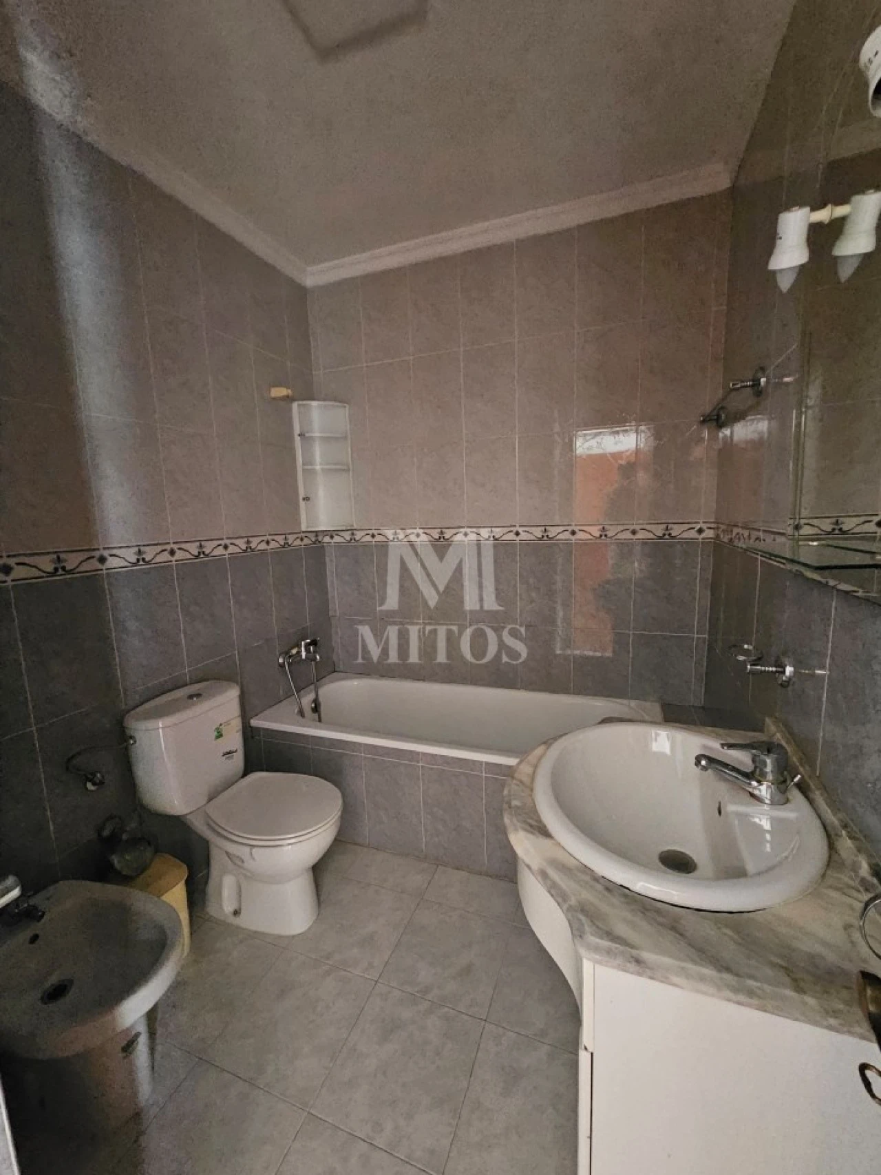 Apartamento T4 para Arrendamento em Darque Foto 10