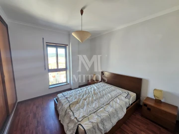 Apartamento T4 para Arrendamento em Darque