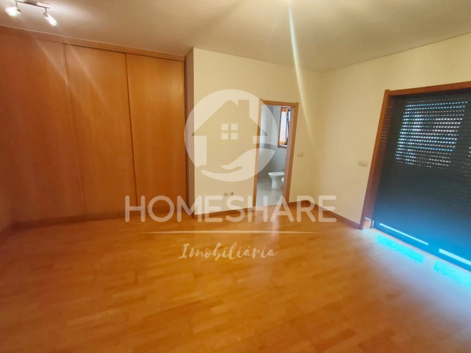 Moradia T3 para Venda em Gandra Foto 11