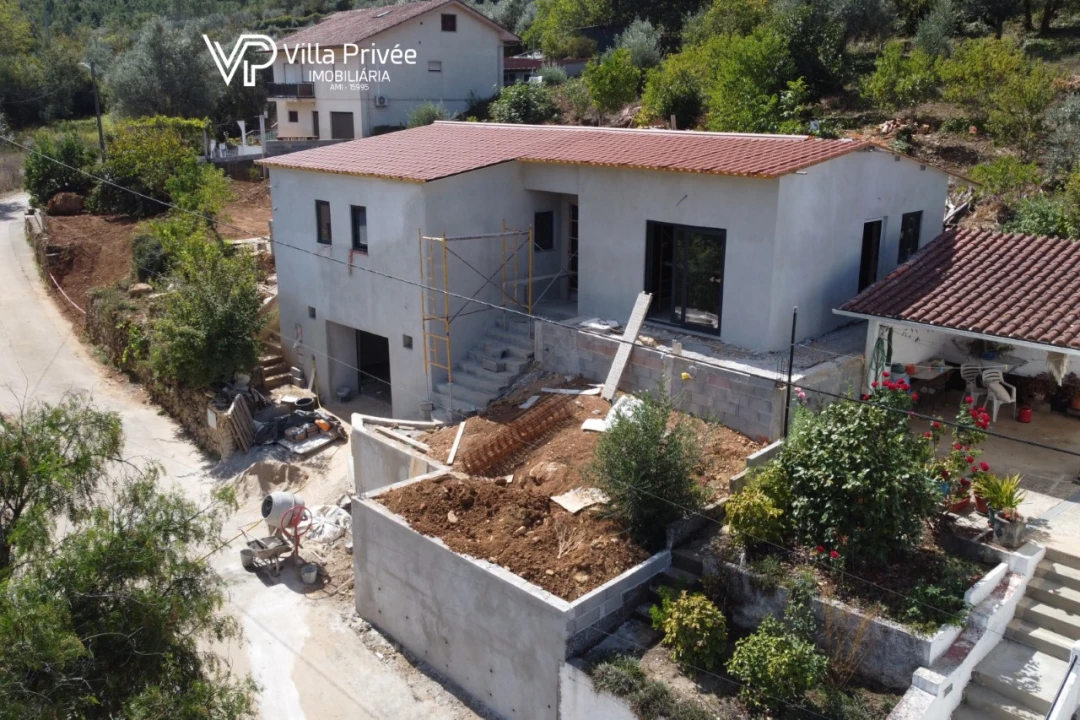 Moradia T3 para Venda em Assafarge e Antanhol Foto 2