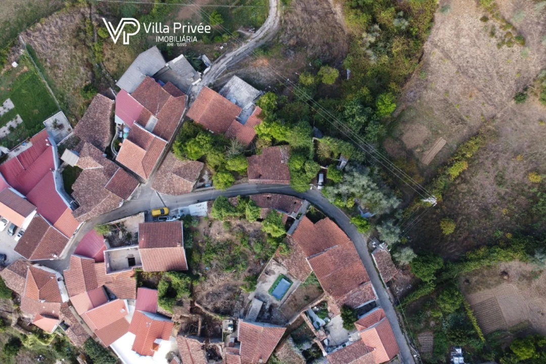 Moradia T2 para Venda em Semide e Rio Vide Foto 22