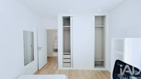 Apartamento T2 para Arrendamento em União das Freguesias de Setúbal