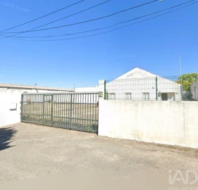 Armazém para Venda em Azeitão (São Lourenço e São Simão)