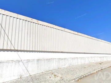 Armazém para Venda em Azeitão (São Lourenço e São Simão)