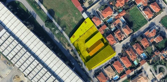 Armazém para Venda em Azeitão (São Lourenço e São Simão)