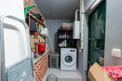 Moradia T2 para Venda em Atalaia e Safurdão