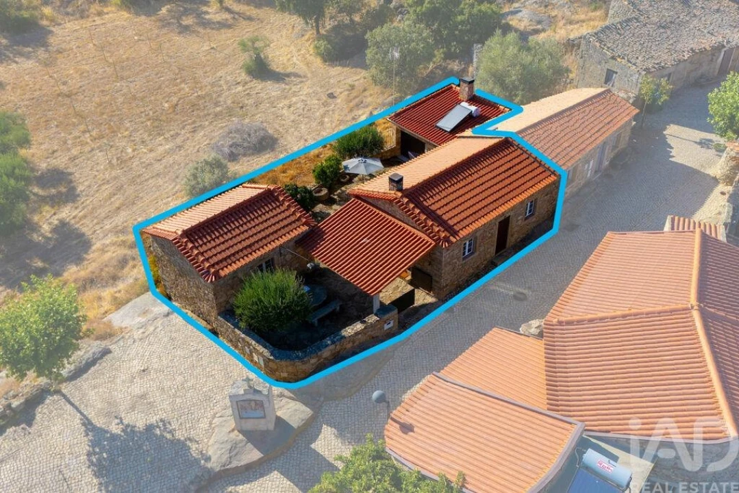 Moradia T2 para Venda em Atalaia e Safurdão Foto 40