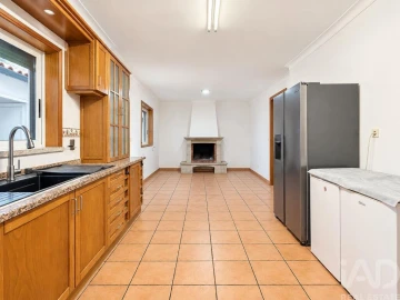 Moradia T5 para Venda em Valpaços e Sanfins