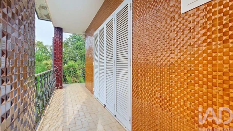 Moradia T3 para Venda em Vila de Cucujães