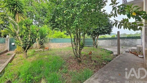 Moradia T3 para Venda em Vila de Cucujães