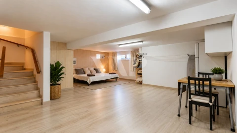Moradia T4 para Venda em Quarteira