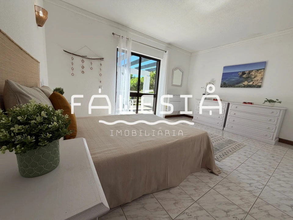 Moradia T3 para Venda em Albufeira e Olhos de Água Foto 30