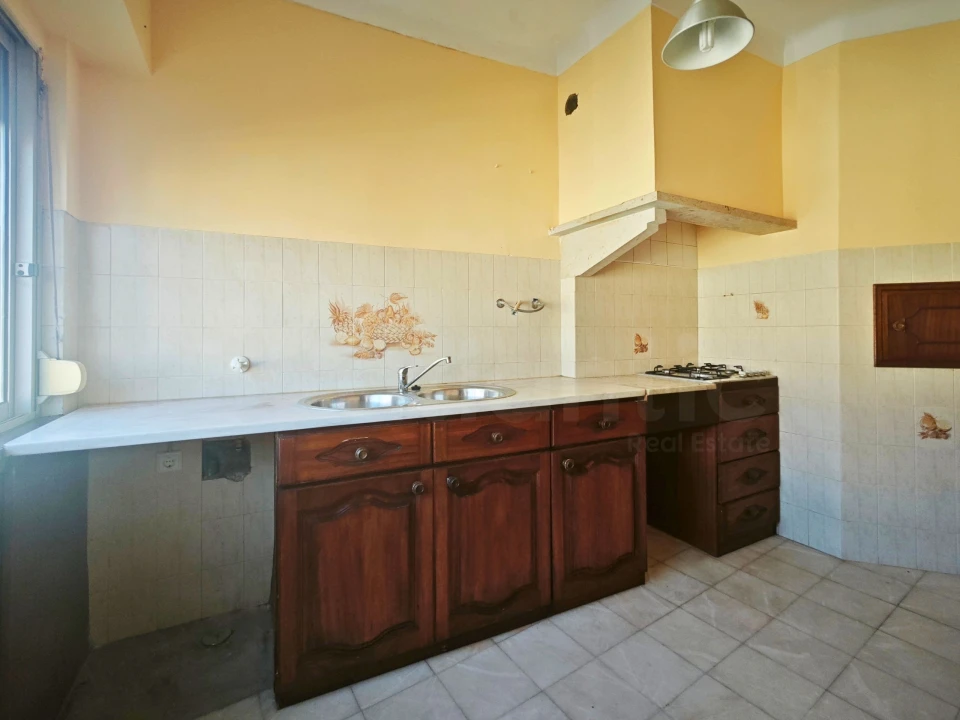 Apartamento T2 para Venda em Venteira Foto 7