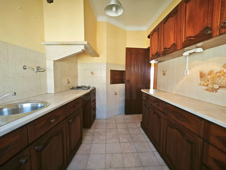 Apartamento T2 para Venda em Venteira Foto 8
