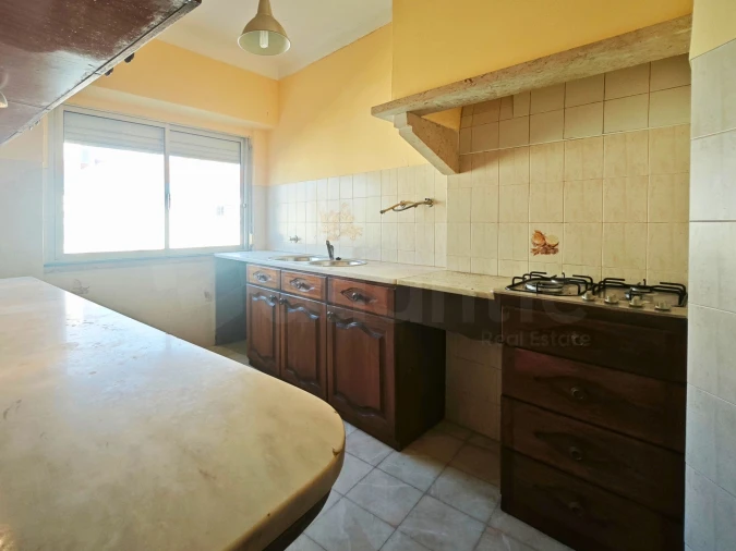 Apartamento T2 para Venda em Venteira Foto 9