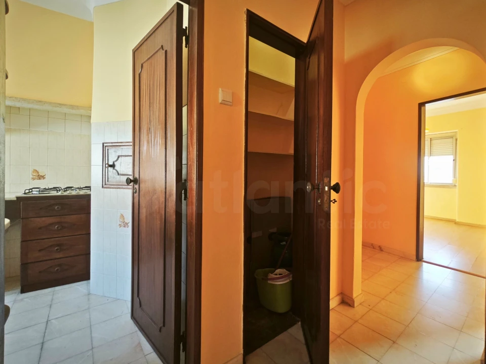 Apartamento T2 para Venda em Venteira Foto 15