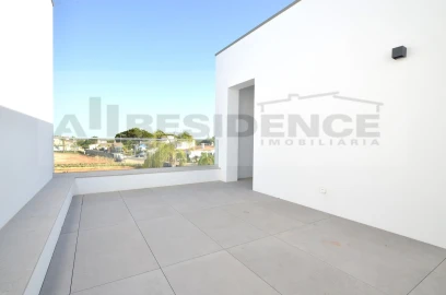Moradia T3 para Venda em Quarteira