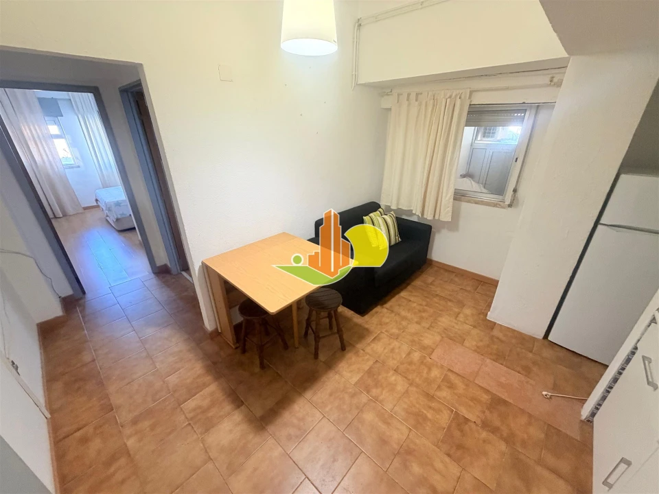 Apartamento T1 para Arrendamento em Buarcos Foto 4