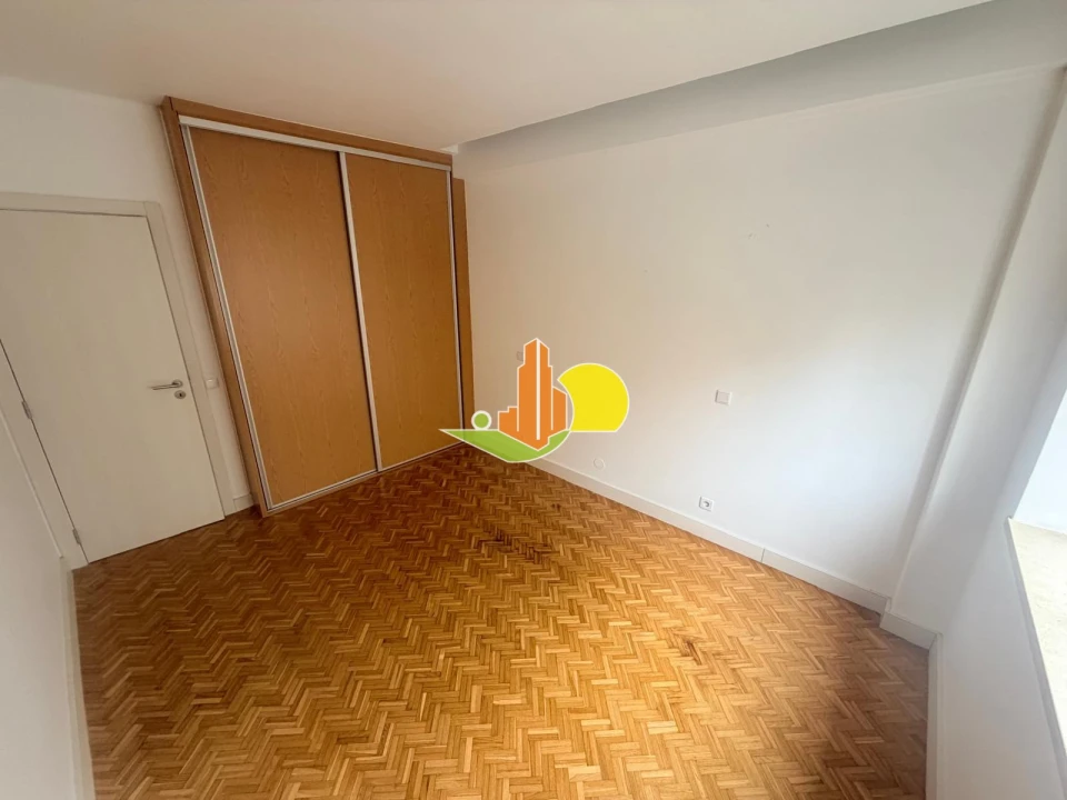 Apartamento T3 para Arrendamento em Buarcos Foto 18