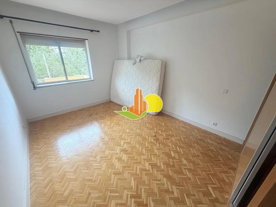 Apartamento T3 para Arrendamento em Buarcos Foto 19