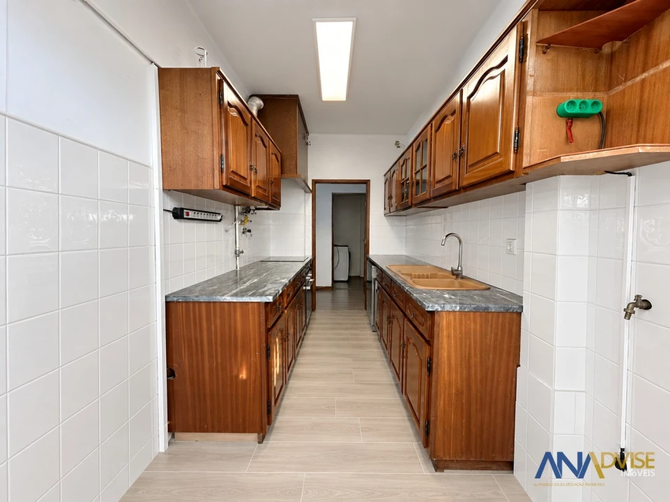Apartamento T3 para Venda em Abraveses Foto 7