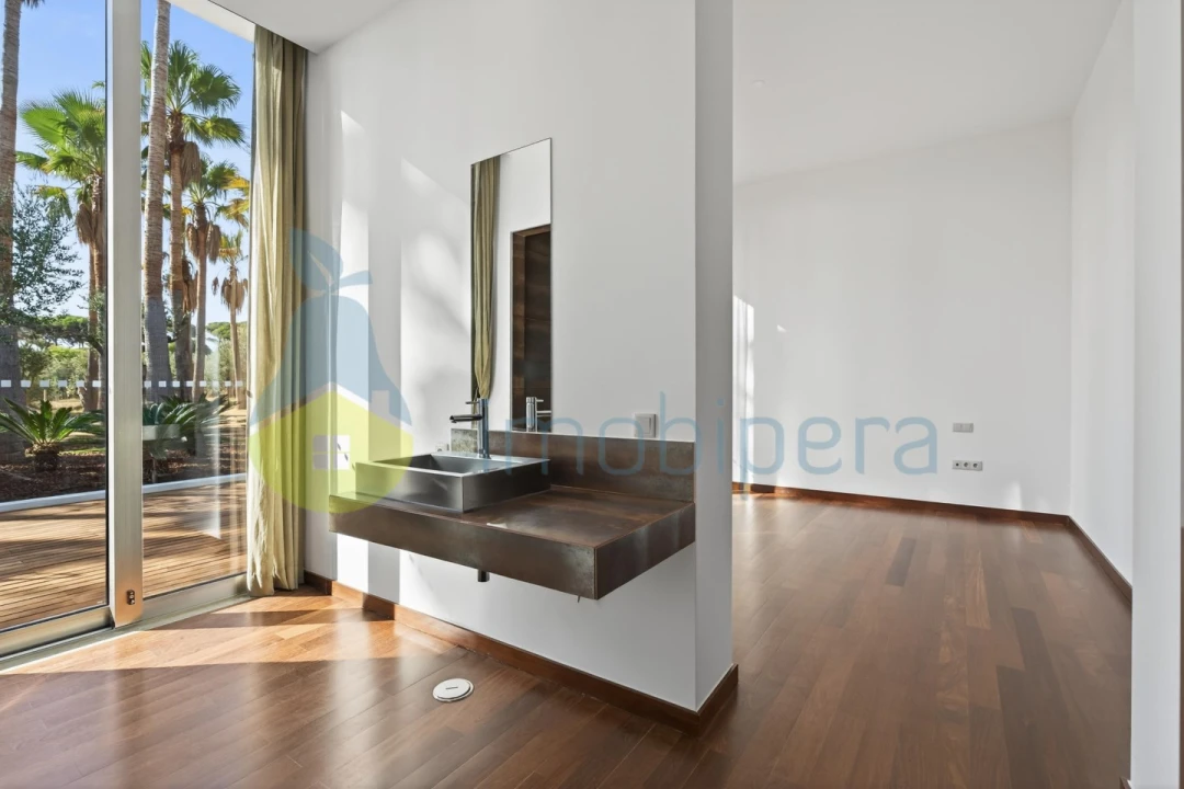 Moradia T3 para Venda em Albufeira e Olhos de Água Foto 25