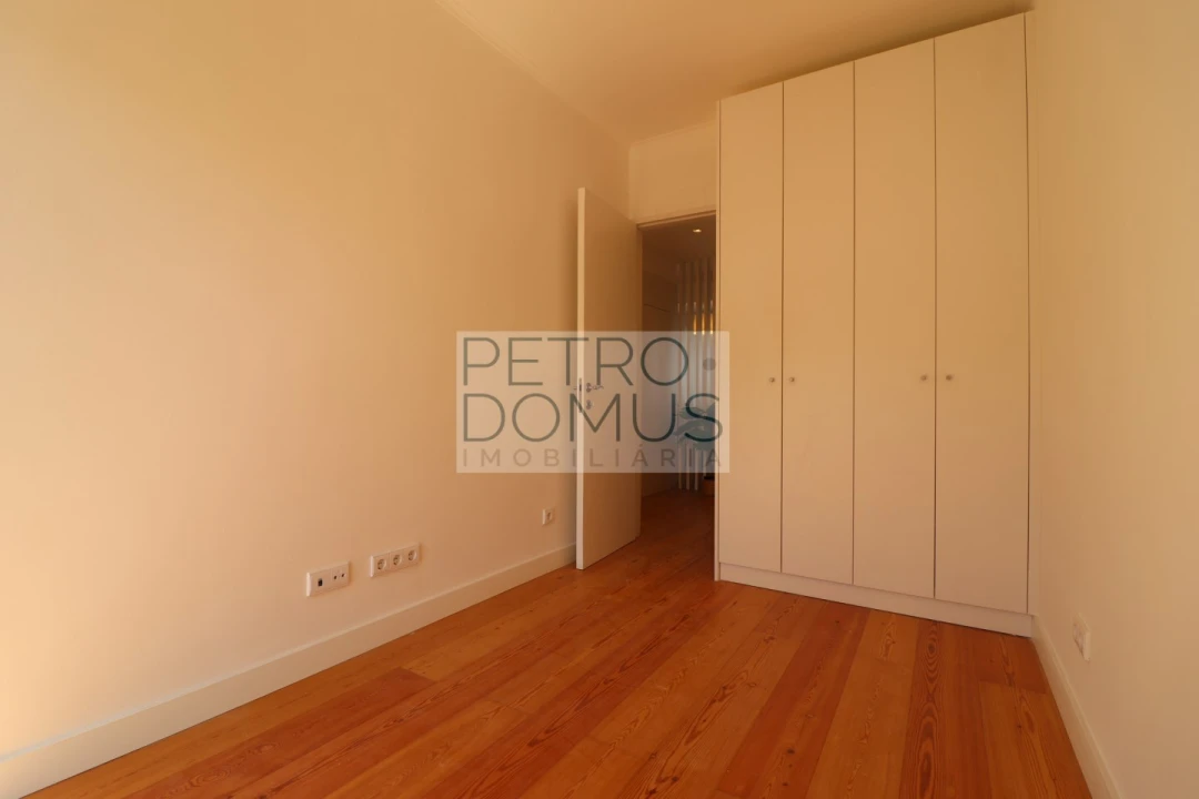 Apartamento para Venda em Algés, Linda-A-Velha e Cruz Quebrada-Dafundo Foto 24
