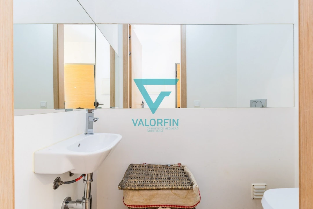 Apartamento T2 para Venda em Marinha Grande Foto 17