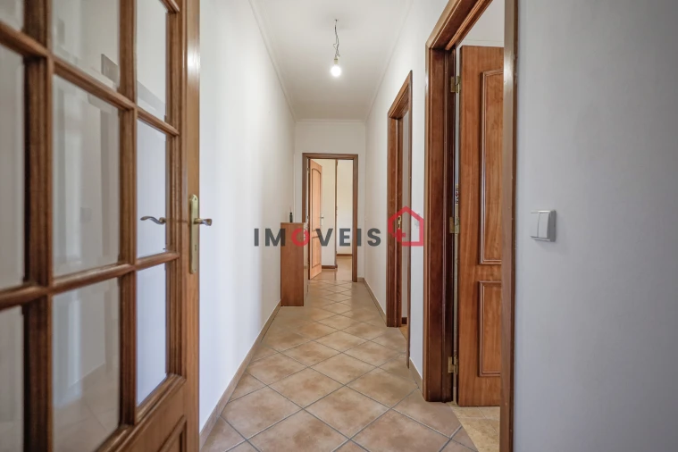 Apartamento T3 para Venda em Batalha Foto 7