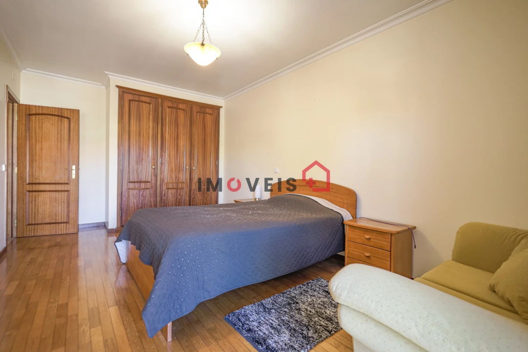 Apartamento T3 para Venda em Batalha Foto 13