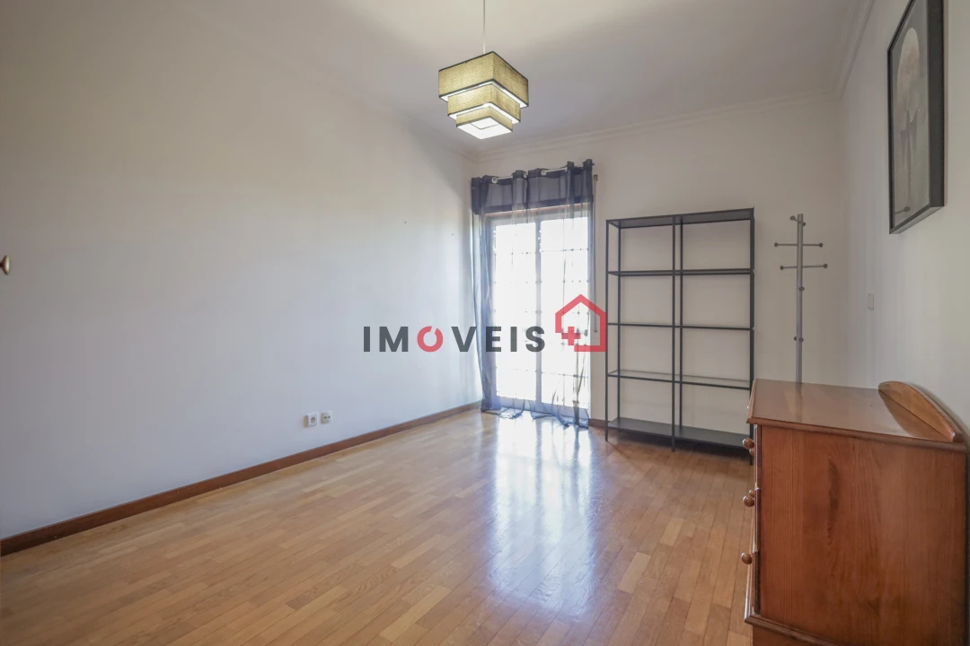 Apartamento T3 para Venda em Batalha Foto 11
