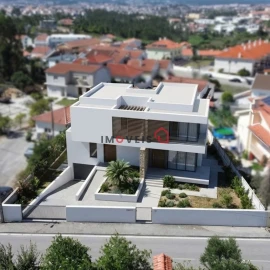 Terreno para Venda em Leiria, Pousos, Barreira e Cortes