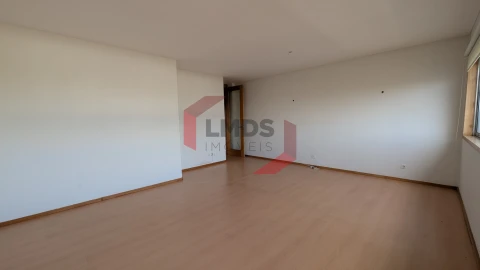 Apartamento T3 para Venda em Moreira